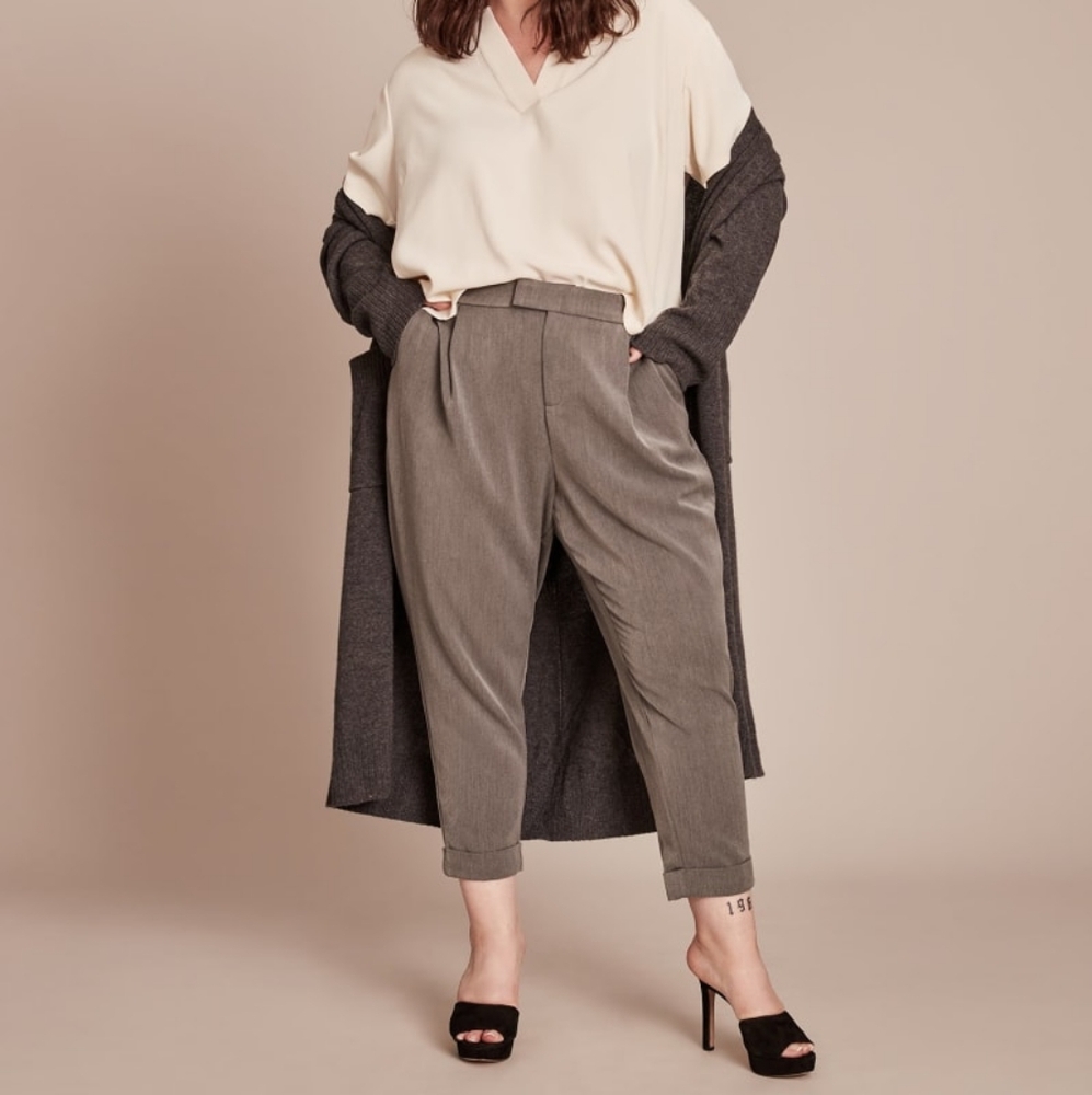 20 NWT 11 Honore Grey Destiny Tapered Trouser Pants